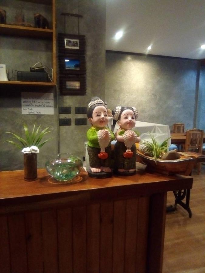 Rinna Resort Ko Mook Buitenkant foto