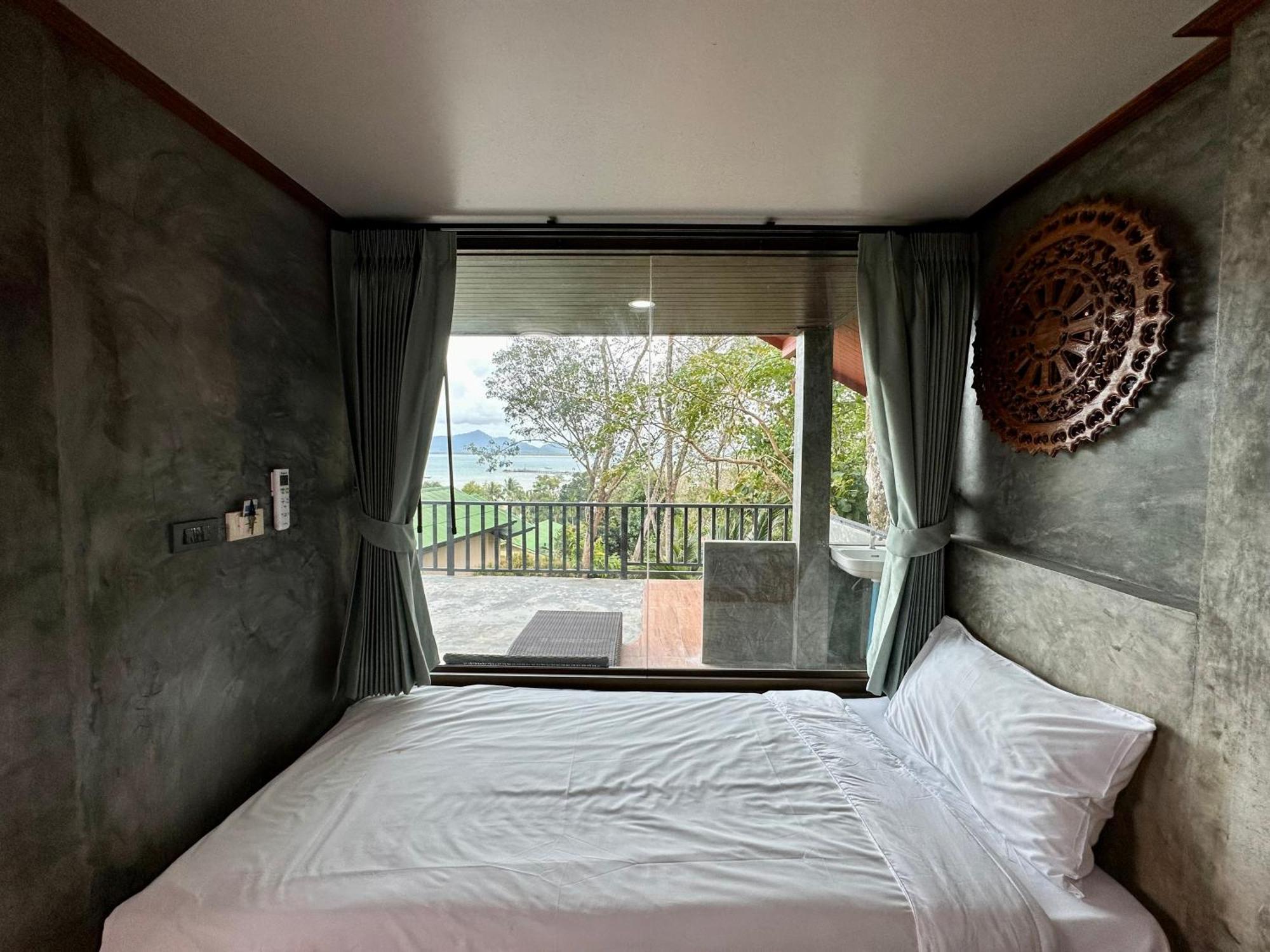 Rinna Resort Ko Mook Buitenkant foto